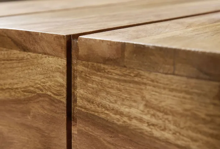 Couchtisch 120 x 45 cm Akazie