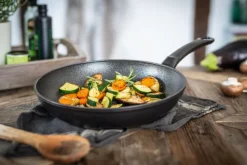 Fissler Pfanne ADAMANT CLASSIC 28 cm Aluminium grau