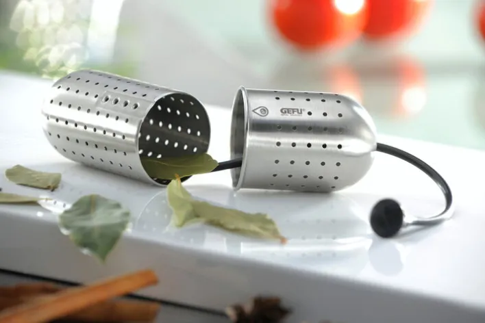 GEFU Gewürz-Sieb GUSTO schwarz/silberfarbig