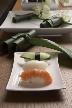 MAXWELL & WILLIAMS Platte EAST MEETS WEST 20,5 x 11,5 cm Hartporzellan weiß