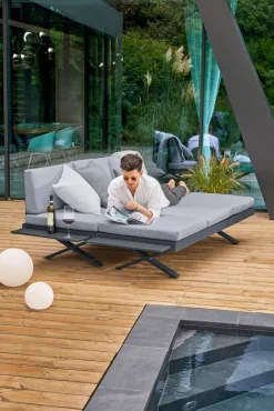 RL LED Solarlampe MELO 30 cm weiß