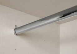 STAUD Kleiderschrank SINFONIE PLUS VIII 280 cm Alpinweiß/ Alpinweißglas/ Spiegel mittig