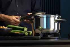 WMF Schnellkochtopf PERFECT PREMIUM 6500 ml Edelstahl silberfarbig